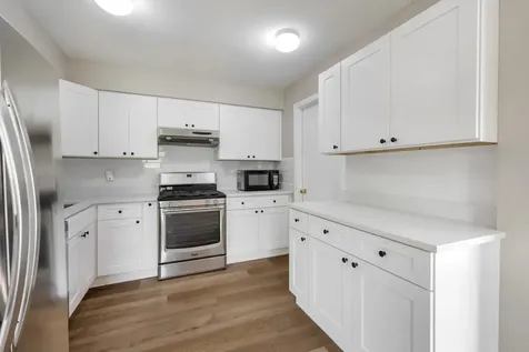 818 Dunbar Court Schaumburg IL 60194