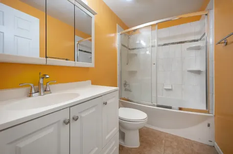 818 Dunbar Court Schaumburg IL 60194