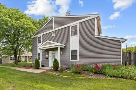 818 Dunbar Court Schaumburg IL 60194
