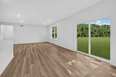 2013 Kenilworth Place Aurora IL 60506