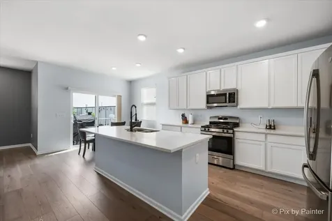 466 Comstock Road South Elgin IL 60177