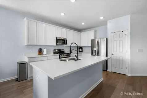 466 Comstock Road South Elgin IL 60177