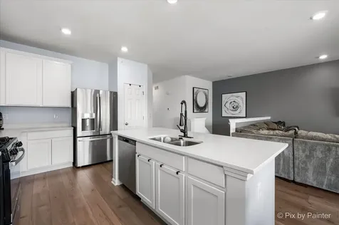 466 Comstock Road South Elgin IL 60177