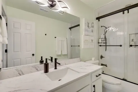 14547 Club Circle Drive Oak Forest IL 60452