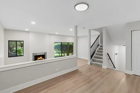 3082 Antelope Springs Road Northbrook IL 60062