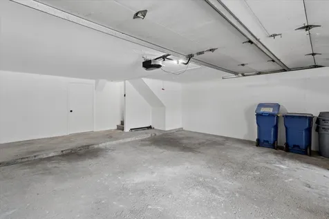 3082 Antelope Springs Road Northbrook IL 60062
