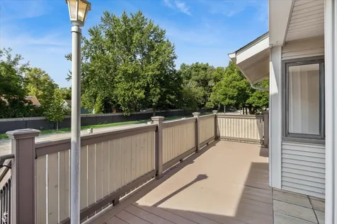 3082 Antelope Springs Road Northbrook IL 60062