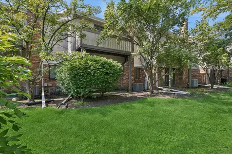 3082 Antelope Springs Road Northbrook IL 60062