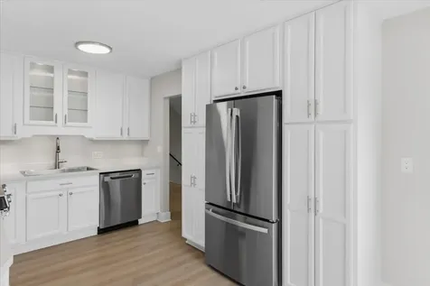 3082 Antelope Springs Road Northbrook IL 60062
