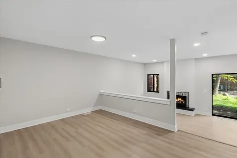 3082 Antelope Springs Road Northbrook IL 60062