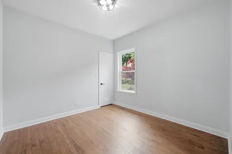 10021 South Oakley Avenue Chicago IL 60643