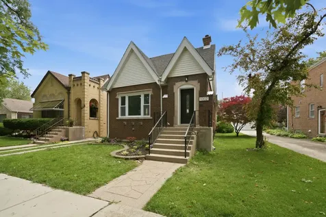 10021 South Oakley Avenue Chicago IL 60643