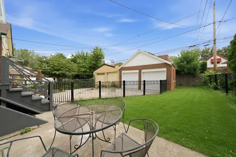 10021 South Oakley Avenue Chicago IL 60643