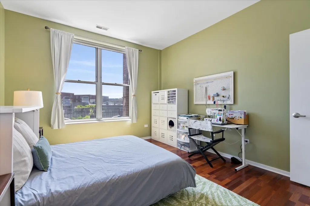 1825 North Winnebago Avenue Chicago IL 60647
