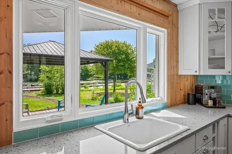 209 Eastwood Court Barrington IL 60010