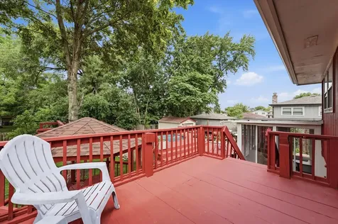 10706 South Neenah Avenue Worth IL 60482