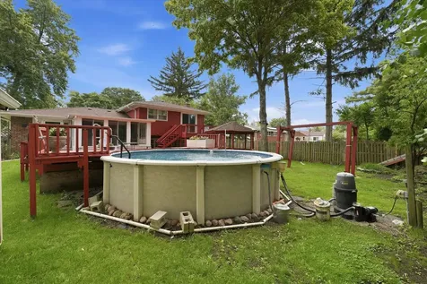10706 South Neenah Avenue Worth IL 60482