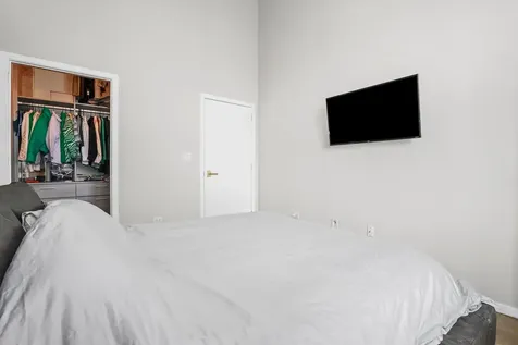 321 South Sangamon Street Chicago IL 60607