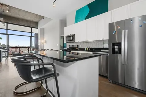 321 South Sangamon Street Chicago IL 60607