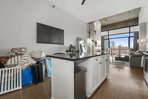 321 South Sangamon Street Chicago IL 60607