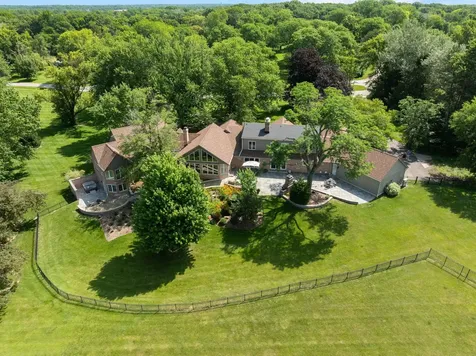 419 Caesar Drive Barrington Hills IL 60010