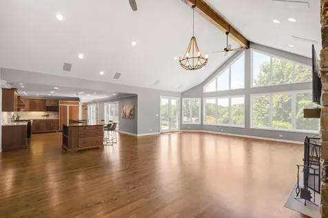 419 Caesar Drive Barrington Hills IL 60010