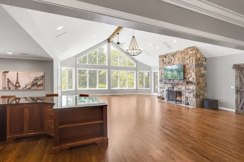 419 Caesar Drive Barrington Hills IL 60010