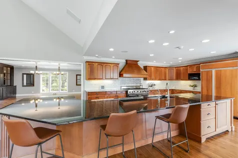 419 Caesar Drive Barrington Hills IL 60010