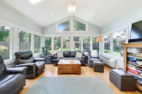 1884 Penfold Place Northbrook IL 60062