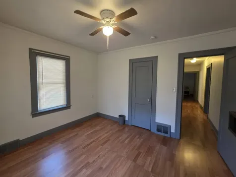 614 North Butrick Street Waukegan IL 60085