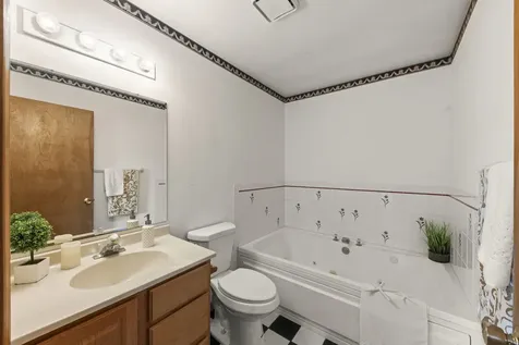 12475 Fox Road Yorkville IL 60560