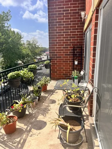 2801 West Ardmore Avenue Chicago IL 60659