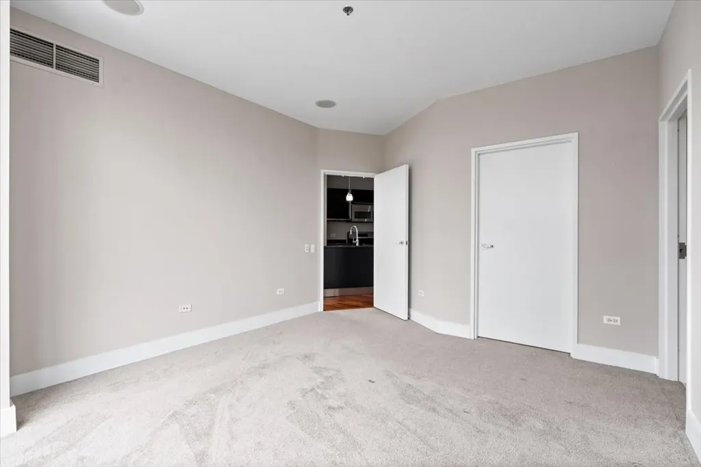 510 West Erie Street Chicago IL 60654