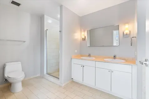 510 West Erie Street Chicago IL 60654