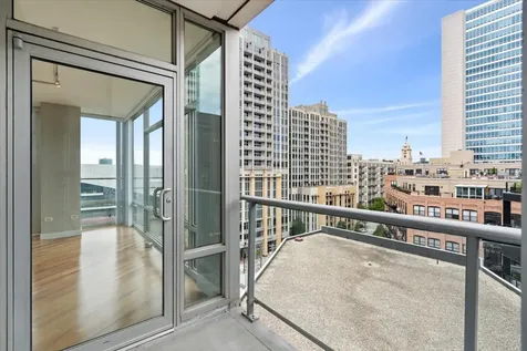 510 West Erie Street Chicago IL 60654