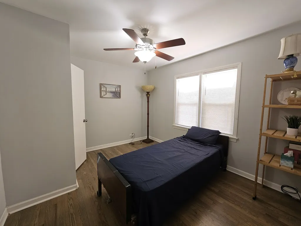 5701 South Mobile Avenue Chicago IL 60638