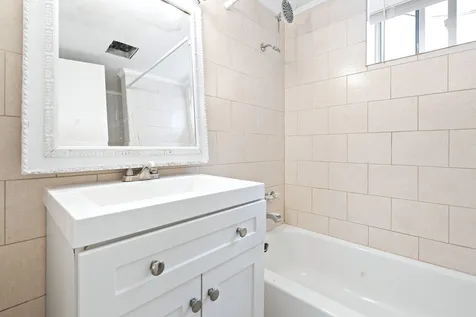 5701 South Mobile Avenue Chicago IL 60638
