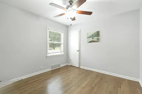 5701 South Mobile Avenue Chicago IL 60638