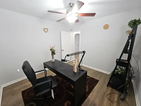 5701 South Mobile Avenue Chicago IL 60638