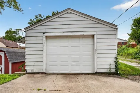 911 21ST Street Rockford IL 61108