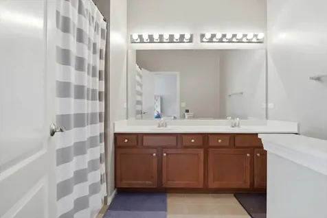 1644 Station Park Drive Grayslake IL 60030