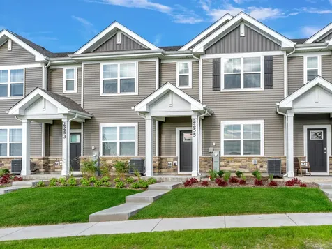 2255 Riesling Road Oswego IL 60543