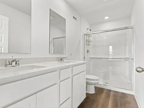 2255 Riesling Road Oswego IL 60543