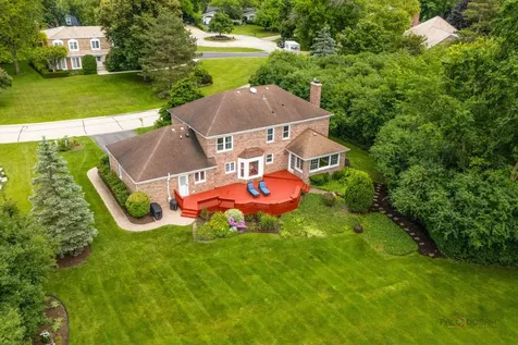 106 Surrey Lane Lincolnshire IL 60045