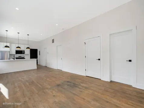 846 North Ashland Avenue Chicago IL 60622