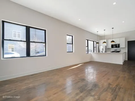 846 North Ashland Avenue Chicago IL 60622