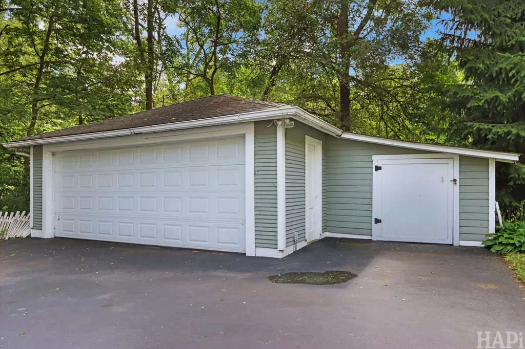 40431 North Fairview Street Antioch IL 60002