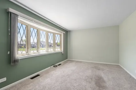 7118 Stanford Drive Bridgeview IL 60455