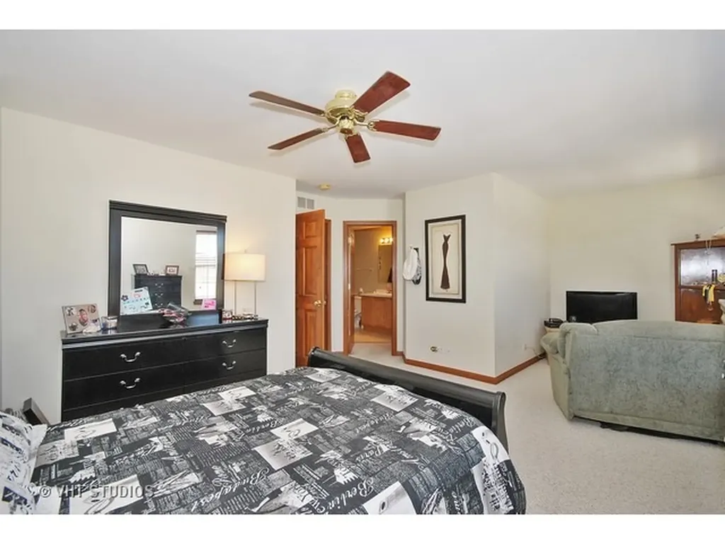 2275 Federal Drive Aurora IL 60503