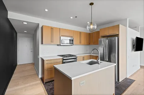 510 West Erie Street Chicago IL 60654